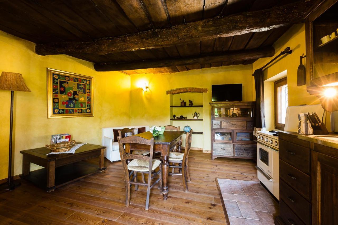 Villa Relais Dei Cesari à Borgo Ticino Extérieur photo